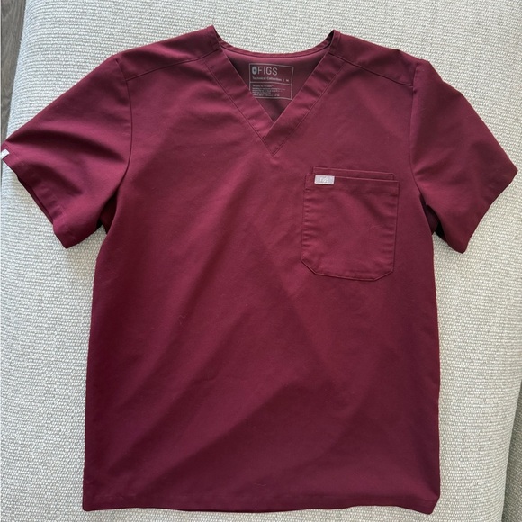 figs burgundy leon top - Picture 4 of 6